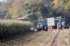 нова вживана сільськогосподарська техніка запасні частини ремонт машин Польща