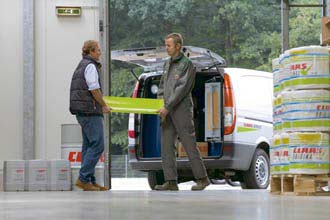 нова вживана сільськогосподарська техніка запасні частини ремонт машин Польща